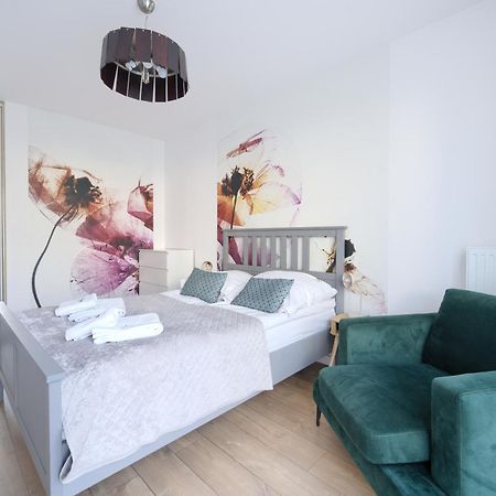 Apartamentyprzymorzu Baltycki Z Miejscem Postojowym I Ogrodkiem Kołobrzeg Εξωτερικό φωτογραφία