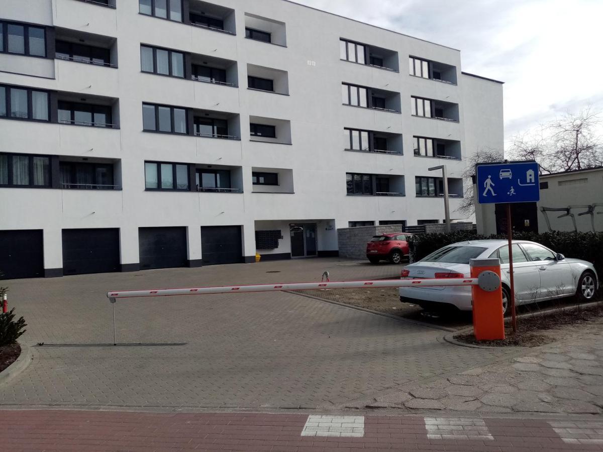 Apartamentyprzymorzu Baltycki Z Miejscem Postojowym I Ogrodkiem Kołobrzeg Εξωτερικό φωτογραφία