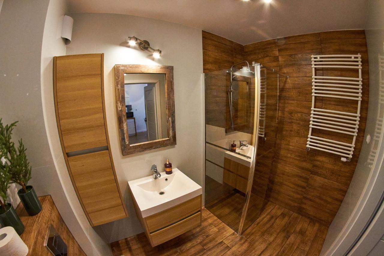 Apartamentyprzymorzu Baltycki Z Miejscem Postojowym I Ogrodkiem Kołobrzeg Εξωτερικό φωτογραφία